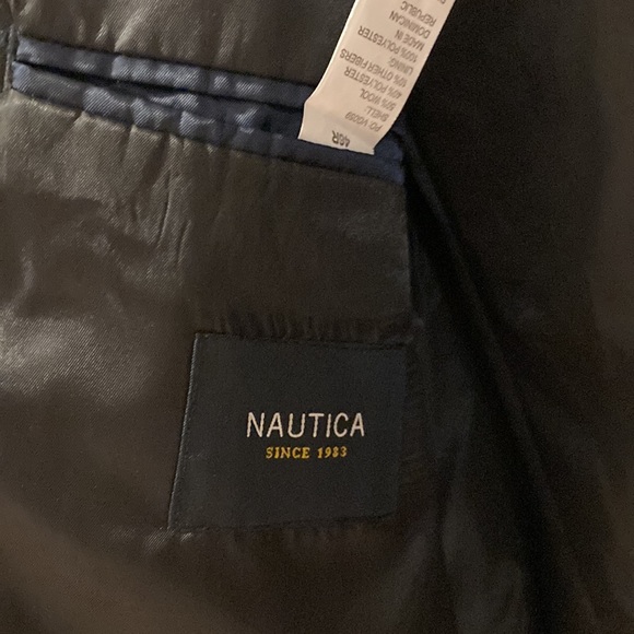 Nautica overcoat new with tags. XL or XXL man’s coat with a 46 inch chest. - Picture 3 of 5